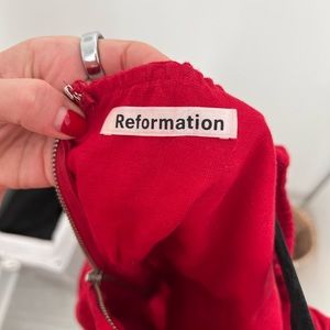 reformation linen kathryn dress in cherry size 4